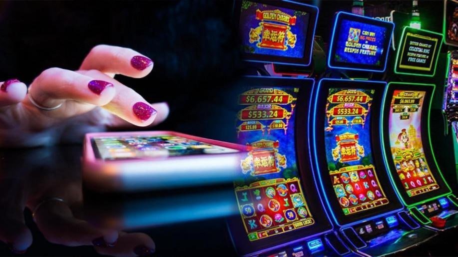 Live casino dealer tables on 886jl with baccarat and roulette streams